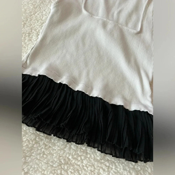 ZARA | Ribbed Tank with Ruffle - Size M - Picture 4 of 5